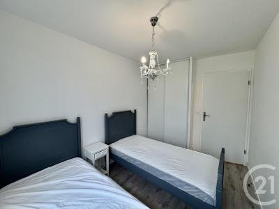 Serris, Isla De Francia 77700, Francia