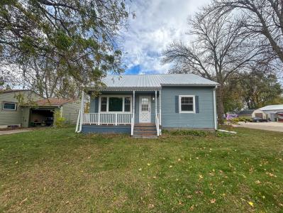 722 Kasan Ave, Volga, SD 57071, USA