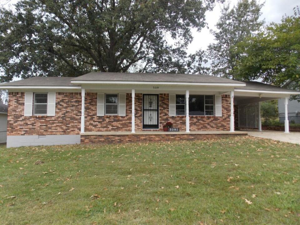 2219 Trousdale, Poplar Blluff, Missouri 63901, USA