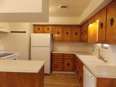 2219 Trousdale, Poplar Blluff, Missouri 63901, USA