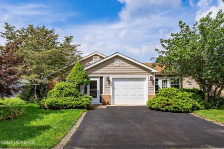 32 Saint Paul Place, Manchester, NJ 08759, USA