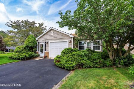 32 Saint Paul Place, Manchester, New Jersey 08759, États-Unis