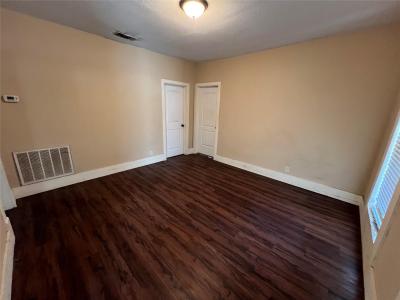 1311 E. Odneal, Sherman, Teksas 75090, Amerika Birleşik Devletleri