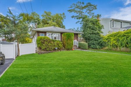 93 Joan Avenue, Centereach, NY 11720, USA