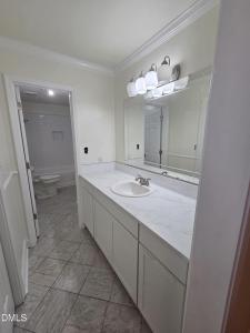 106 Choptank Court , B1, Cary, 노스 캐롤라이나 27513, 미국