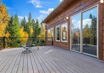 29044 Wapiti Lane, Bigfork, Montana 59911