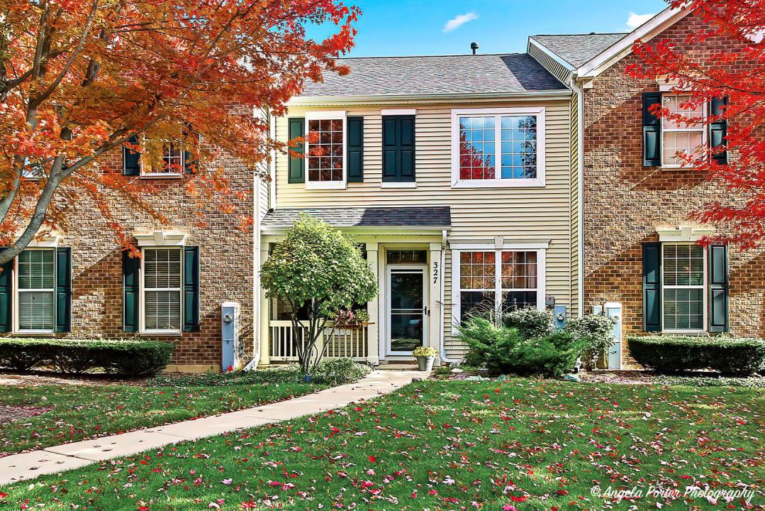 327 S Litchfield Drive , 327, Round Lake, Illinois 60073, Estados Unidos