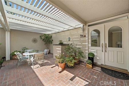 755 Avenida Majorca , B, Laguna Woods, California 92637, Estados Unidos