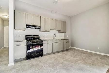 585 Bramhall Ave, Jc, Bergen-lafayett, 新泽西州 07304, 美国