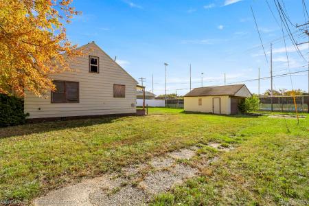 24541 Hass Street, Dearborn Heights, Michigan 48127, USA