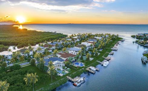 44 Hammock Bay Blvd, Apollo Beach, Flórida 33572, Estados Unidos