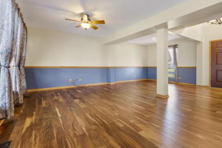 1832 Yasgur Dr, Woodstock, إلينوي 60098, الولايات المتحدة