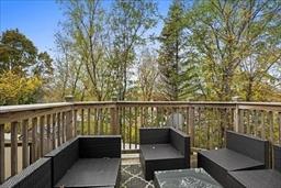 44-A Greencourt St., Worcester, マサチューセッツ 01604, アメリカ合衆国