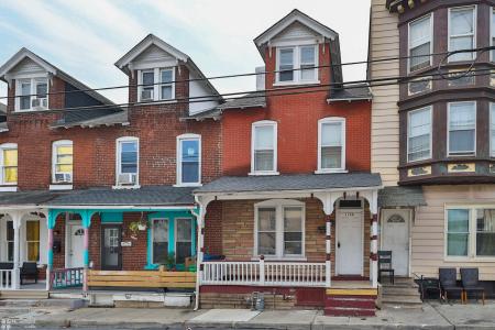 1138 W Maple Street, Allentown City, Pennsylvania 18102, USA