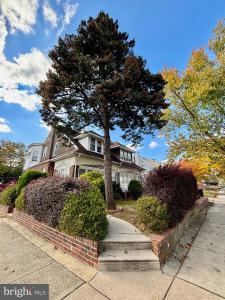 1048 BRIDGE STREET, PHILADELPHIA, Pennsylvania 19124, USA