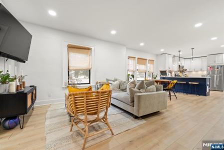 11 W Gouverneur Avenue, Rutherford, New Jersey 07070, HOA KỲ