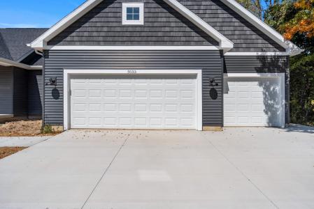 5033 Ikram Oaks Drive, Jackson, Michigan 49201, Estados Unidos