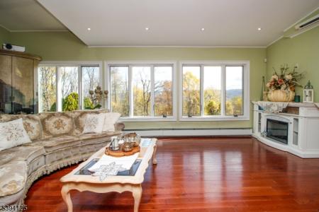 28 Edsall Dr, Vernon Twp., New Jersey 07461-4534, HOA KỲ