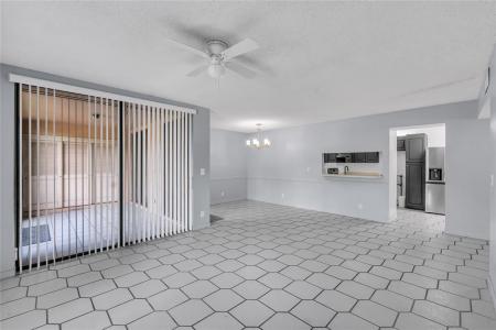 10690 NW 14th St #136, Plantation, Florida 33322