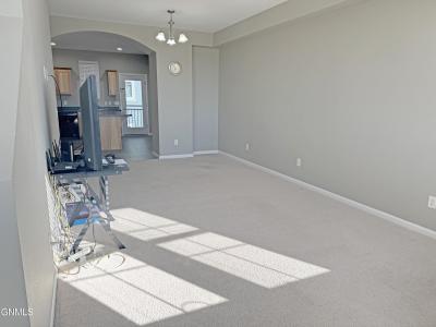 3165 Sullivan Loop, Lincoln, North Dakota 58504, USA