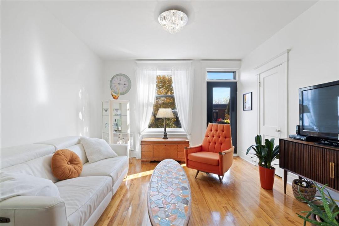 5079  Rue Adam, Montréal (Mercier/Hochelaga-Maisonneuve), 퀘벡주 H1V 1W7, 캐나다