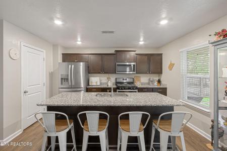 877 Greene Meadow Drive, Talbott, Tennessee 37877, USA