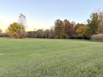 4444 Eureka Road, Romulus, מישיגן 48174, ארצות הברית של אמריקה