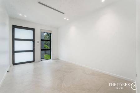 121a Avoca Road, Canley Heights, NSW 2166, Australia