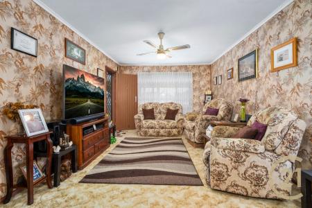 11 Dimby Place, Busby, NSW 2168, 오스트레일리아