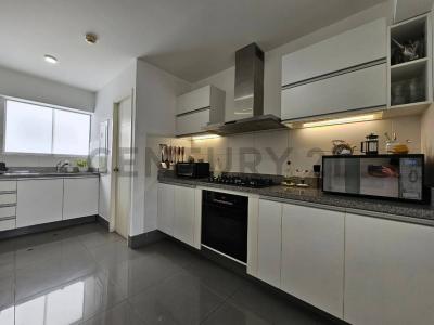 Av. Pablo Carriquiry , Lima, Lima 00001, Peru