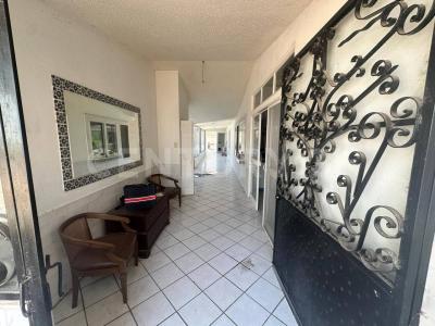 Paseo de la colina 11,, Chapala, Jalisco 45920, Messico