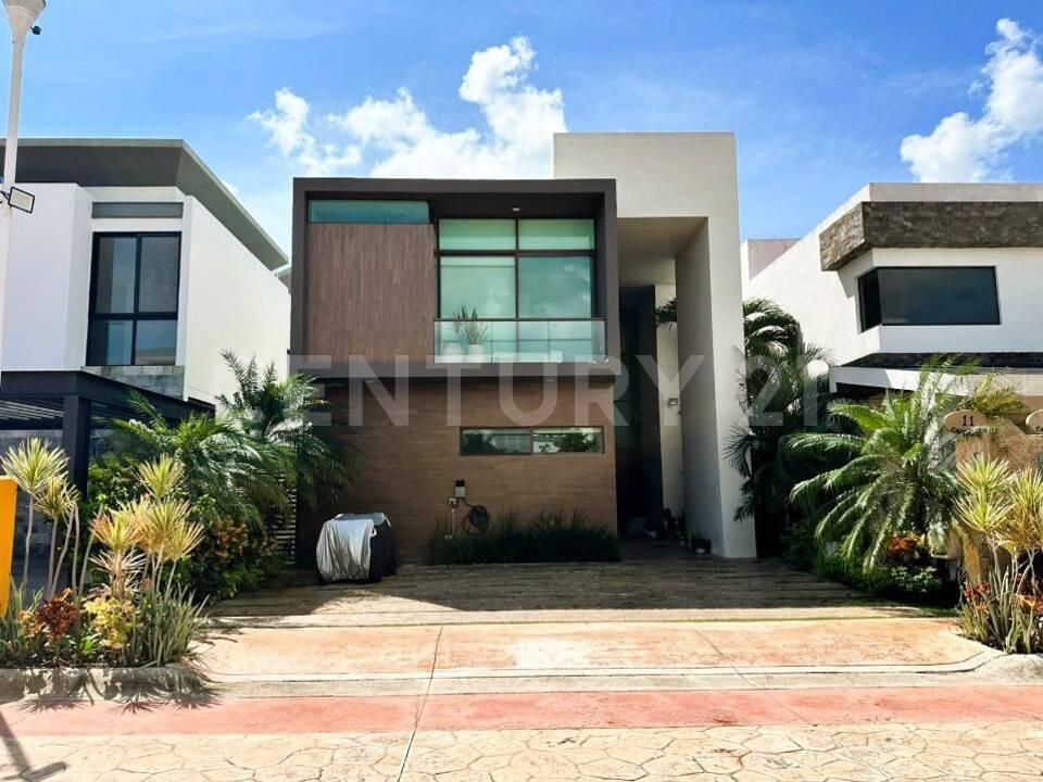 caimanes ,, Cancún/Benito Juárez, Quintana Roo 77560, Messico