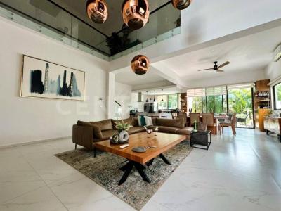 caimanes ,, Cancún/Benito Juárez, Quintana Roo 77560, Messico