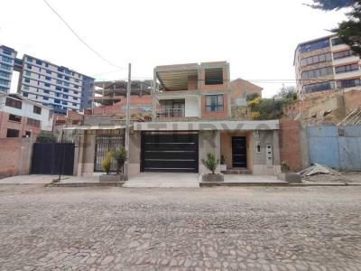 calle “26” Carlos Crespo S/N S/N, Cota Cota, La Paz 00001, Bolivia