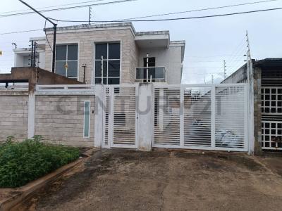 Calle 173 Parcela 5 Lote 15 Town House en gris Urbanizacion La Coromoto, San Francisco, Zulia 4004, ונצואלה