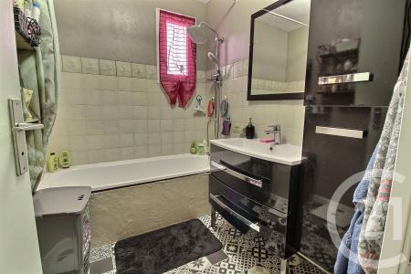 Pessac, Aquitaine 33600, France