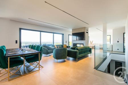 Limas, Rhône-Alpes 69400, France