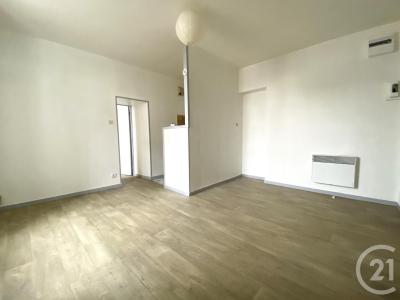 Quimper, Bretagne 29000, アキタン