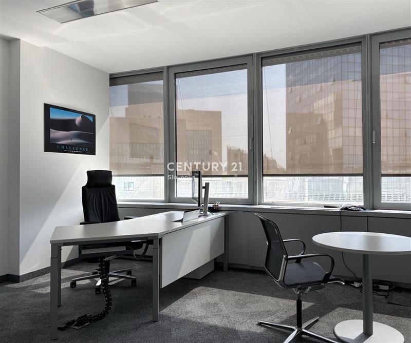 Ljubljana, Ljubljana, Dunajska cesta, Ljubljana, Osrednjeslovenska 1000, Slovenia