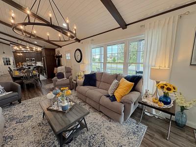 4825 N 1200 E, Loogootee, Indiana 47553, États-Unis