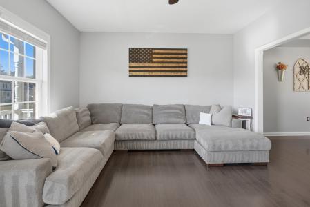 353 Paragon Dr, Bunker Hill, 西弗吉尼亚州 25428, 美国