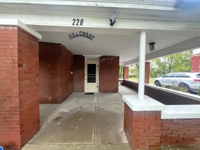 220 E Benton St, Carrollton, Missouri 64633