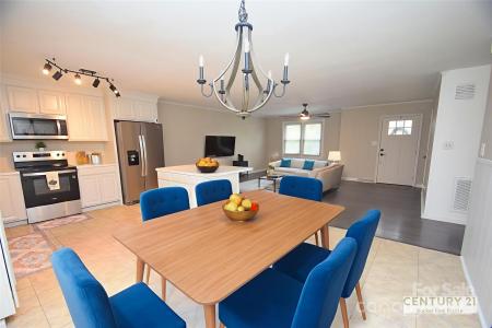 251 Briarcliff Drive, Kannapolis, Carolina Do Norte 28081, Estados Unidos