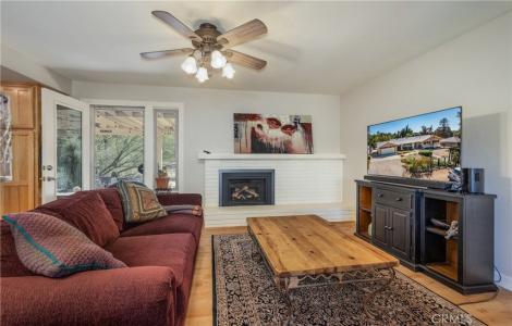 1007 Holmes, Calimesa, Kalifornien 92320, USA