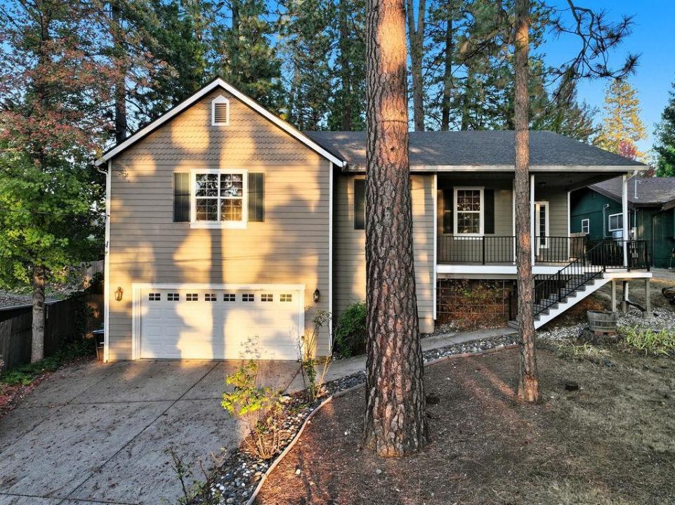 575 Kate Hayes Street, Grass Valley, カリフォルニア 95945, アメリカ合衆国
