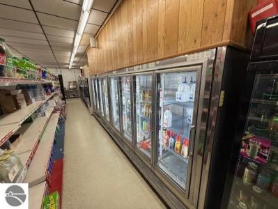 128 S Sterling, Ashley, ミシガン 48806, アメリカ合衆国