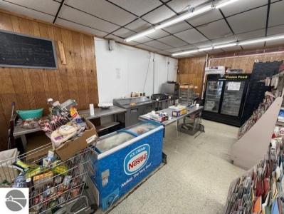 128 S Sterling, Ashley, ミシガン 48806, アメリカ合衆国