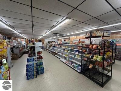 128 S Sterling, Ashley, ミシガン 48806, アメリカ合衆国