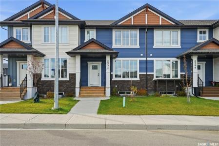 2992 GEORGE STREET, Regina, Saskatchewan S4V 3S3, Canada