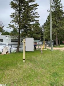 8240 MAIN STREET, Lisle, Ontario L0M 1M0, Canada